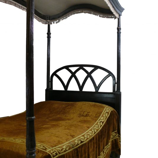 CHIPPENDALE DARK MAHOGANY FOUR POSTER BED LARGE SINGLE WITH SHAPED CANOPY AND MATTRESS 4' WIDE