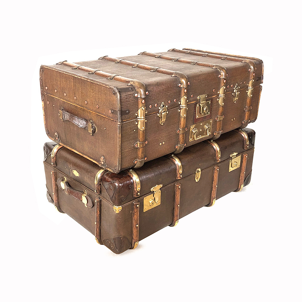 LARGE TAN TRAVEL TRUNK COMPRESSED CANE WITH WOOD BINDING PLUS BRASS AND STEEL FITTINGS 35 CM HIGH 90 CM WIDE 55 CM DEEP (X2)